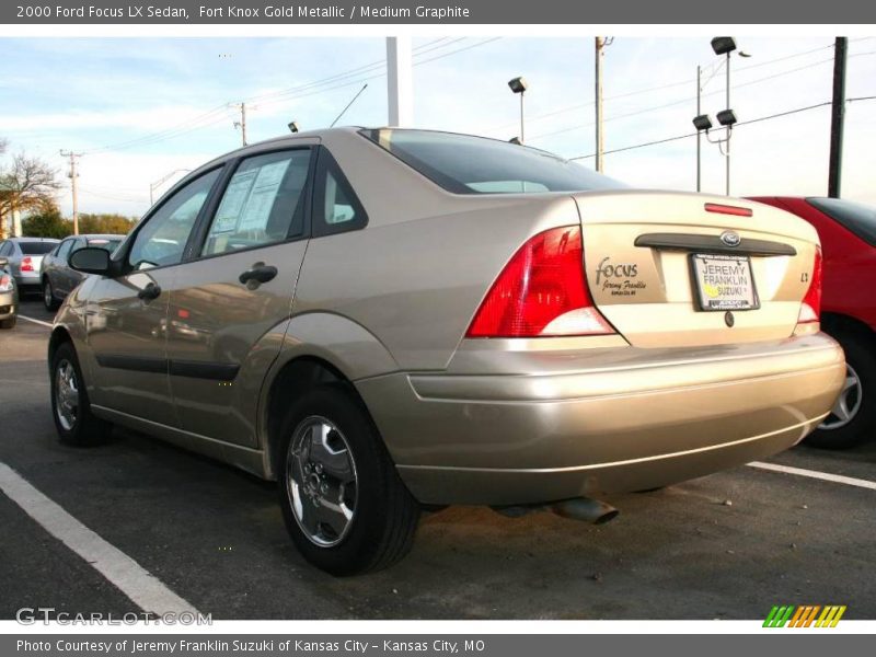 Fort Knox Gold Metallic / Medium Graphite 2000 Ford Focus LX Sedan