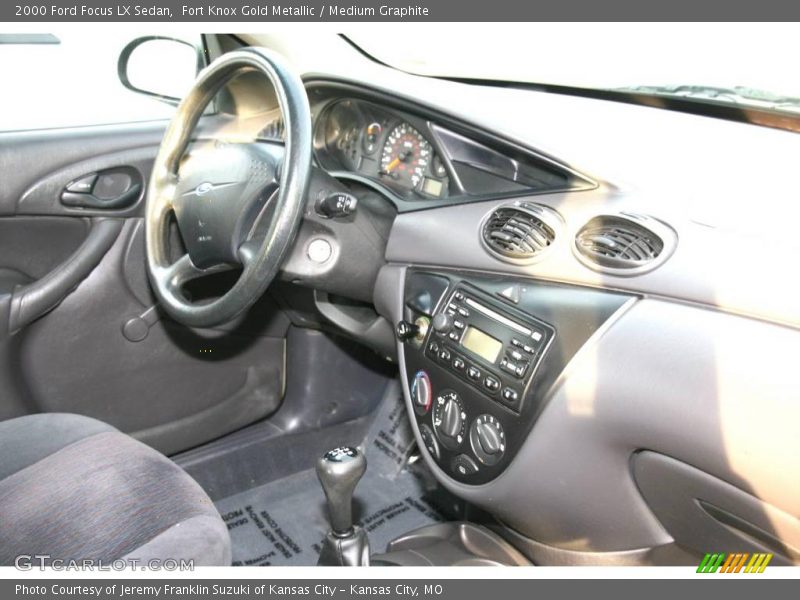Fort Knox Gold Metallic / Medium Graphite 2000 Ford Focus LX Sedan
