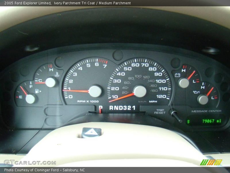 Ivory Parchment Tri Coat / Medium Parchment 2005 Ford Explorer Limited