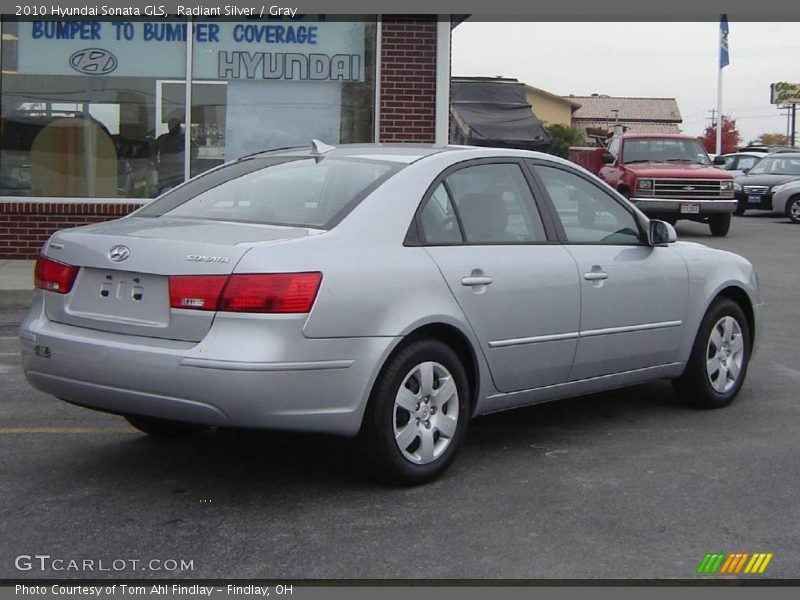 Radiant Silver / Gray 2010 Hyundai Sonata GLS