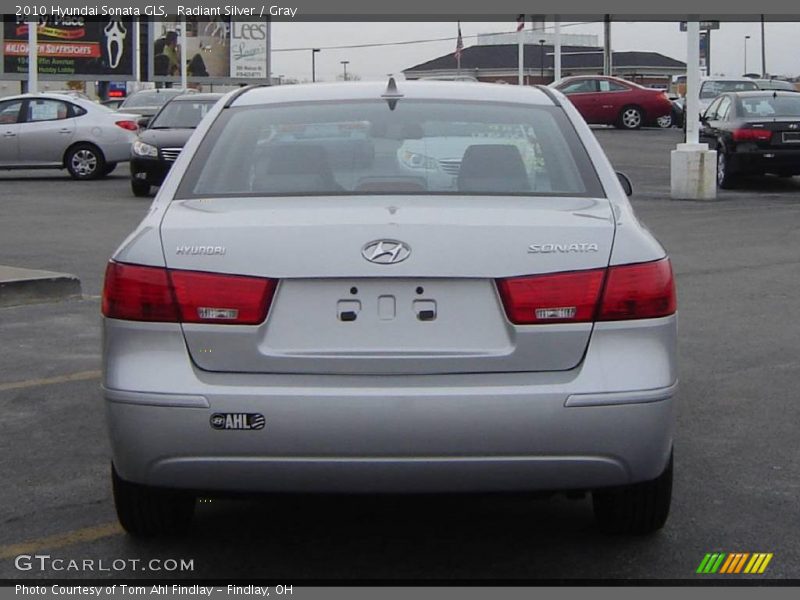 Radiant Silver / Gray 2010 Hyundai Sonata GLS