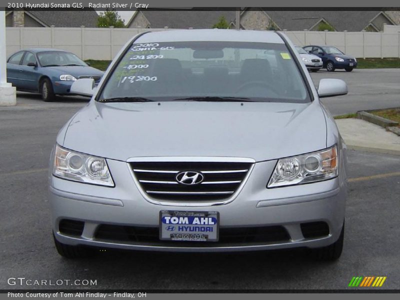 Radiant Silver / Gray 2010 Hyundai Sonata GLS
