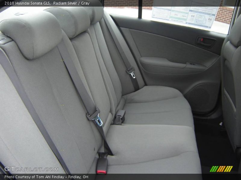 Radiant Silver / Gray 2010 Hyundai Sonata GLS
