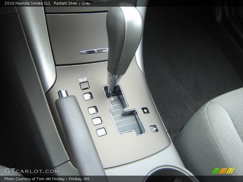 Radiant Silver / Gray 2010 Hyundai Sonata GLS