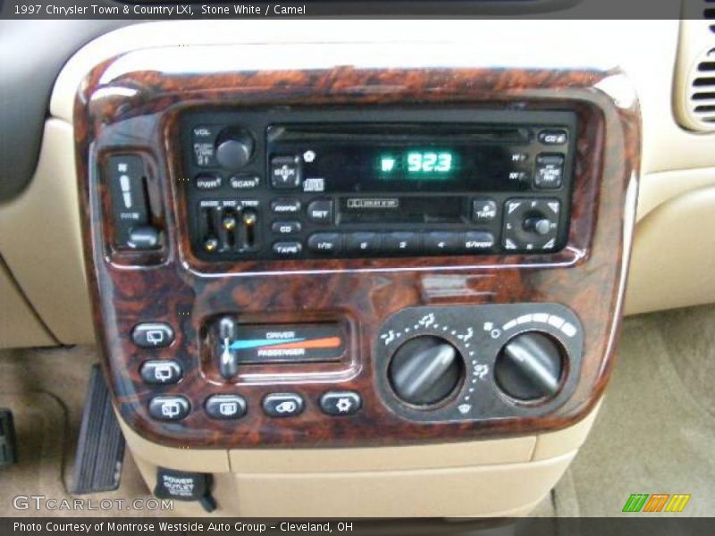 Stone White / Camel 1997 Chrysler Town & Country LXi
