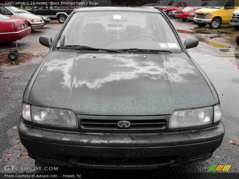 Black Emerald Pearl / Beige 1993 Infiniti G 20 Sedan