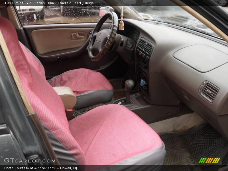 Black Emerald Pearl / Beige 1993 Infiniti G 20 Sedan