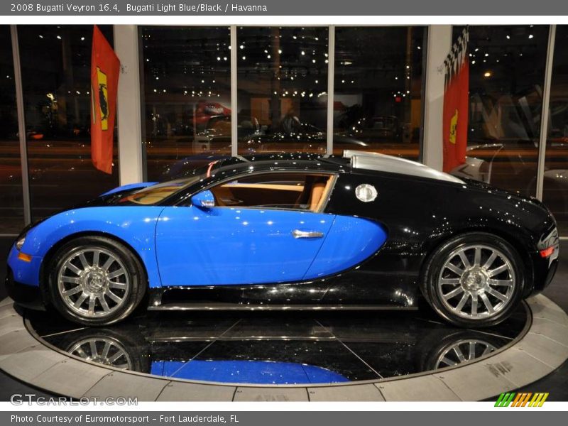 Bugatti Light Blue/Black / Havanna 2008 Bugatti Veyron 16.4