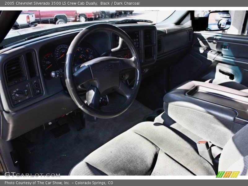 Black / Dark Charcoal 2005 Chevrolet Silverado 3500 LS Crew Cab Dually