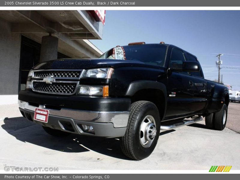 Black / Dark Charcoal 2005 Chevrolet Silverado 3500 LS Crew Cab Dually