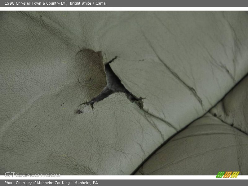 Bright White / Camel 1998 Chrysler Town & Country LXi