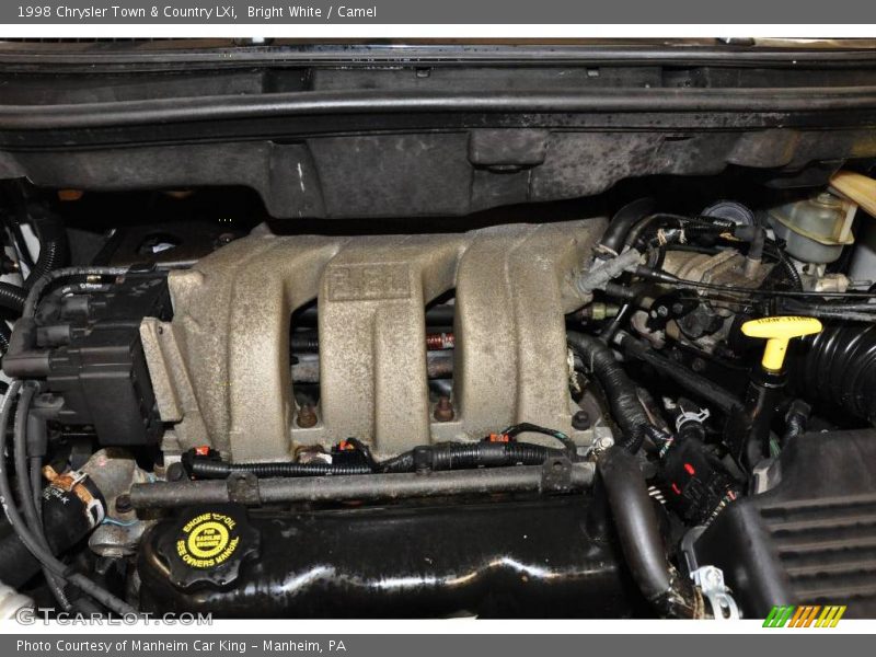 Bright White / Camel 1998 Chrysler Town & Country LXi