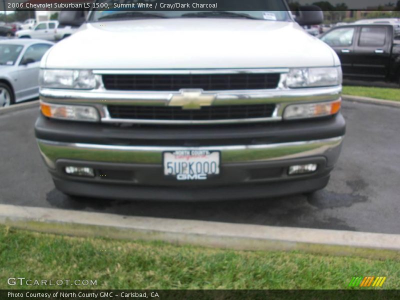 Summit White / Gray/Dark Charcoal 2006 Chevrolet Suburban LS 1500