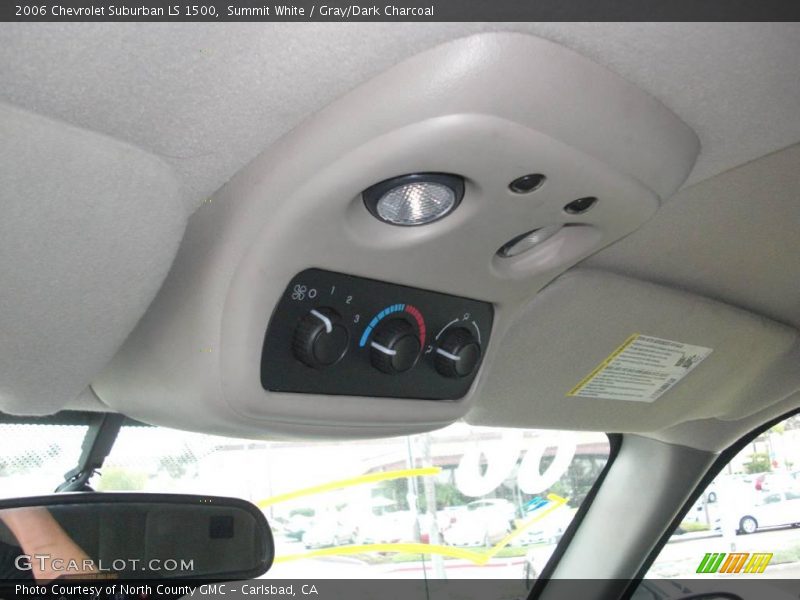 Summit White / Gray/Dark Charcoal 2006 Chevrolet Suburban LS 1500