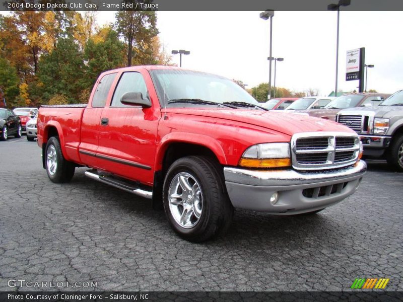 Flame Red / Taupe 2004 Dodge Dakota Club Cab