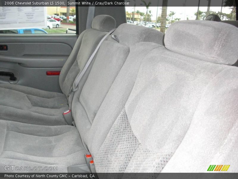 Summit White / Gray/Dark Charcoal 2006 Chevrolet Suburban LS 1500