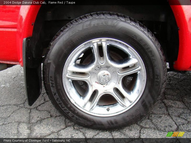 Flame Red / Taupe 2004 Dodge Dakota Club Cab