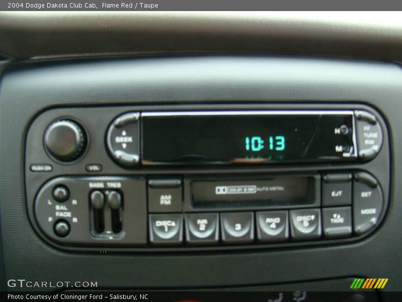 Flame Red / Taupe 2004 Dodge Dakota Club Cab