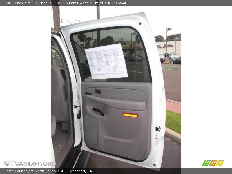 Summit White / Gray/Dark Charcoal 2006 Chevrolet Suburban LS 1500
