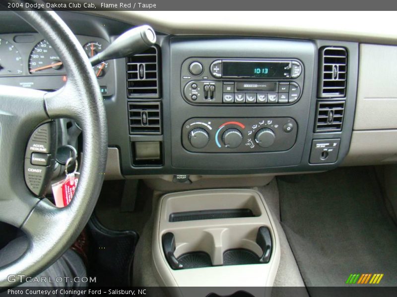 Flame Red / Taupe 2004 Dodge Dakota Club Cab