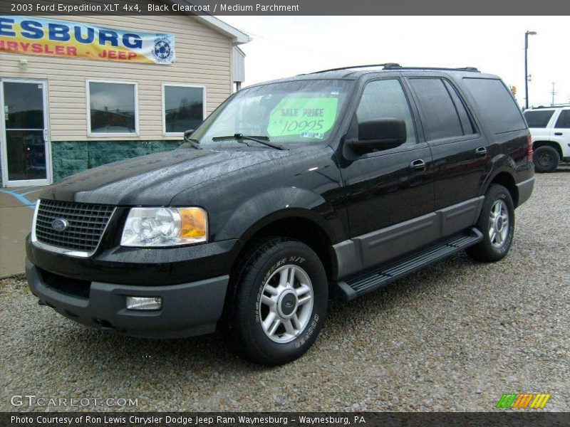Black Clearcoat / Medium Parchment 2003 Ford Expedition XLT 4x4