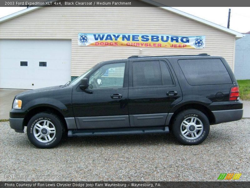 Black Clearcoat / Medium Parchment 2003 Ford Expedition XLT 4x4