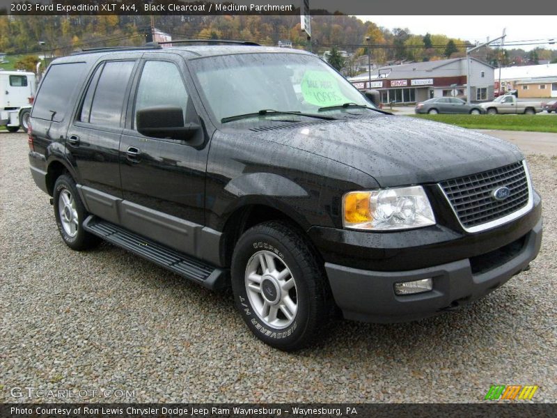 Black Clearcoat / Medium Parchment 2003 Ford Expedition XLT 4x4