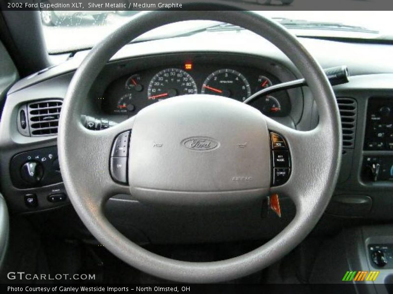 Silver Metallic / Medium Graphite 2002 Ford Expedition XLT