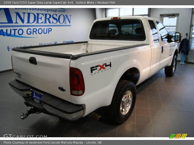 Oxford White / Medium Flint 2006 Ford F250 Super Duty Lariat SuperCab 4x4
