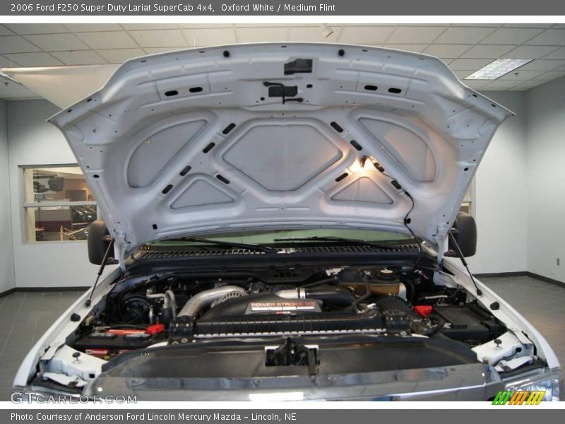 Oxford White / Medium Flint 2006 Ford F250 Super Duty Lariat SuperCab 4x4