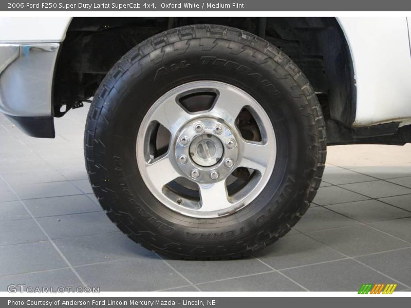 Oxford White / Medium Flint 2006 Ford F250 Super Duty Lariat SuperCab 4x4