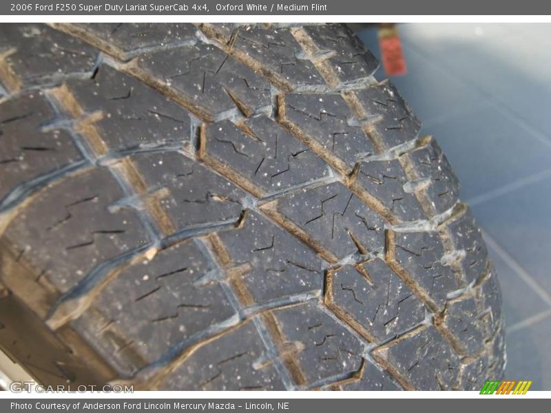 Oxford White / Medium Flint 2006 Ford F250 Super Duty Lariat SuperCab 4x4
