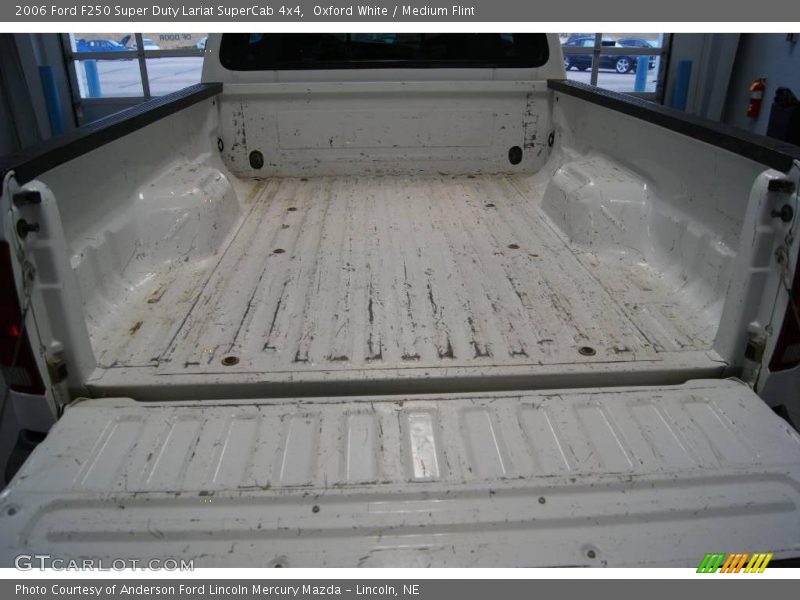 Oxford White / Medium Flint 2006 Ford F250 Super Duty Lariat SuperCab 4x4