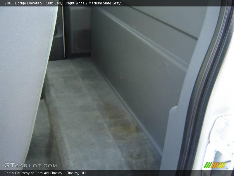 Bright White / Medium Slate Gray 2005 Dodge Dakota ST Club Cab