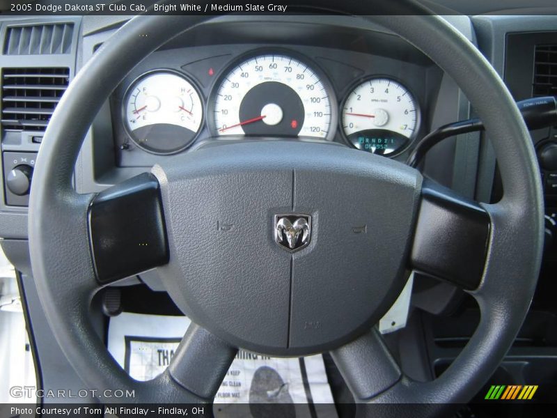 Bright White / Medium Slate Gray 2005 Dodge Dakota ST Club Cab