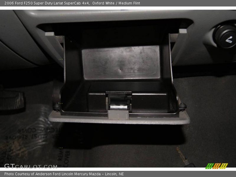 Oxford White / Medium Flint 2006 Ford F250 Super Duty Lariat SuperCab 4x4