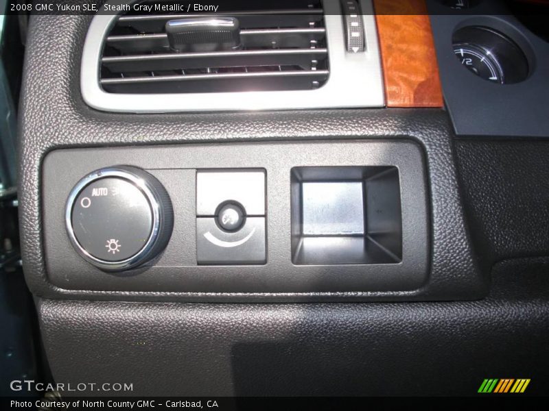 Stealth Gray Metallic / Ebony 2008 GMC Yukon SLE