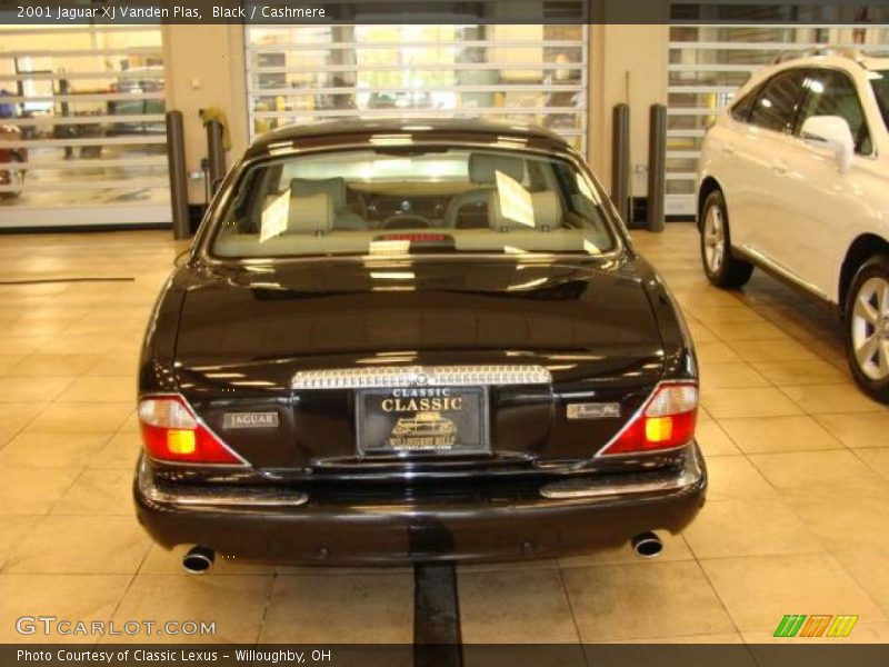 Black / Cashmere 2001 Jaguar XJ Vanden Plas