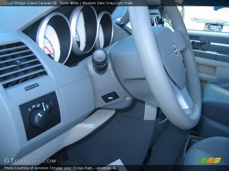 Stone White / Medium Slate Gray/Light Shale 2010 Dodge Grand Caravan SE