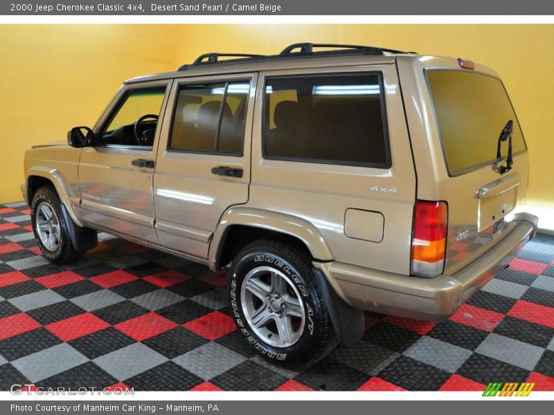 Desert Sand Pearl / Camel Beige 2000 Jeep Cherokee Classic 4x4