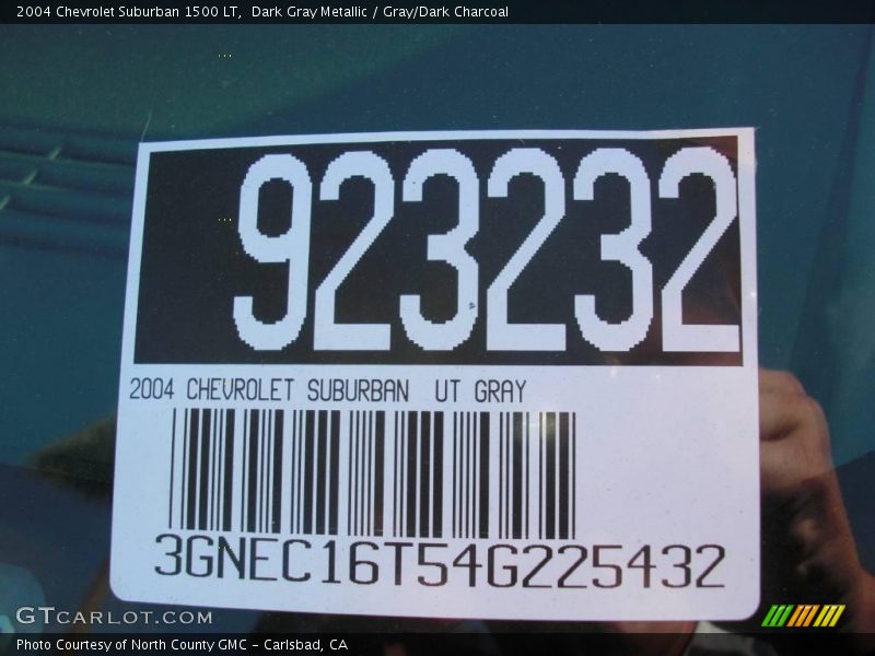 Dark Gray Metallic / Gray/Dark Charcoal 2004 Chevrolet Suburban 1500 LT