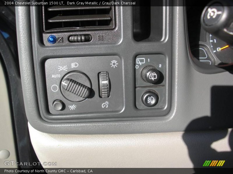 Dark Gray Metallic / Gray/Dark Charcoal 2004 Chevrolet Suburban 1500 LT