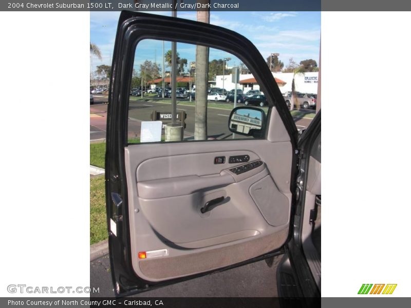 Dark Gray Metallic / Gray/Dark Charcoal 2004 Chevrolet Suburban 1500 LT
