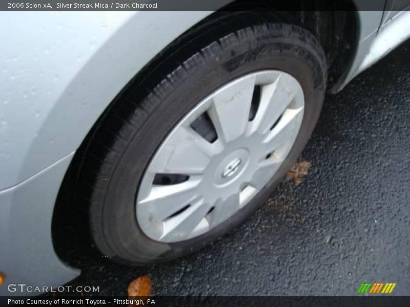 Silver Streak Mica / Dark Charcoal 2006 Scion xA