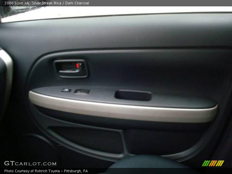 Silver Streak Mica / Dark Charcoal 2006 Scion xA