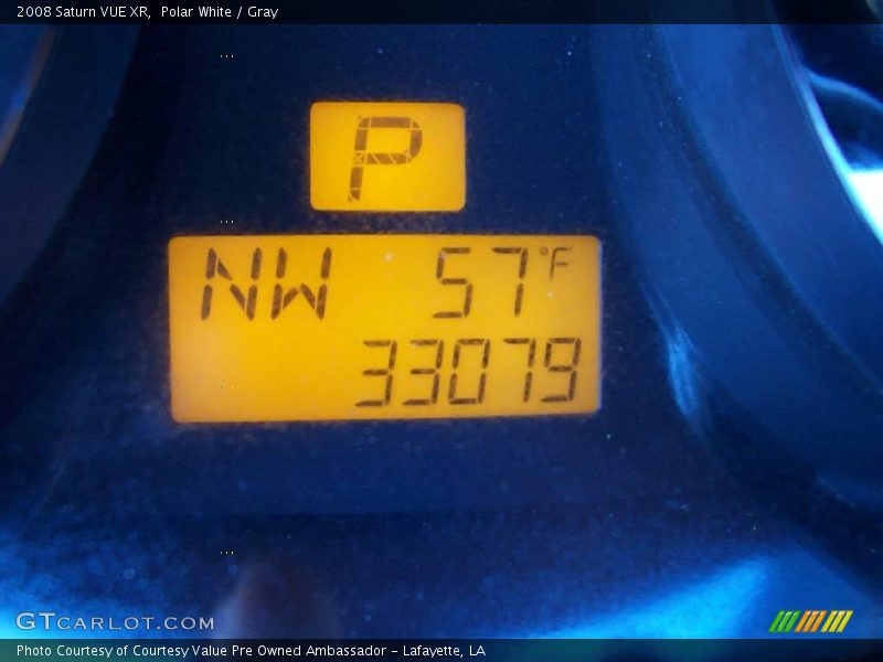 Polar White / Gray 2008 Saturn VUE XR