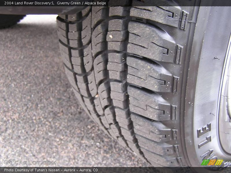 Giverny Green / Alpaca Beige 2004 Land Rover Discovery S
