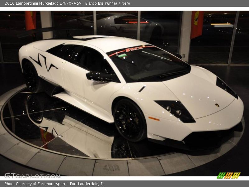 Bianco Isis (White) / Nero 2010 Lamborghini Murcielago LP670-4 SV