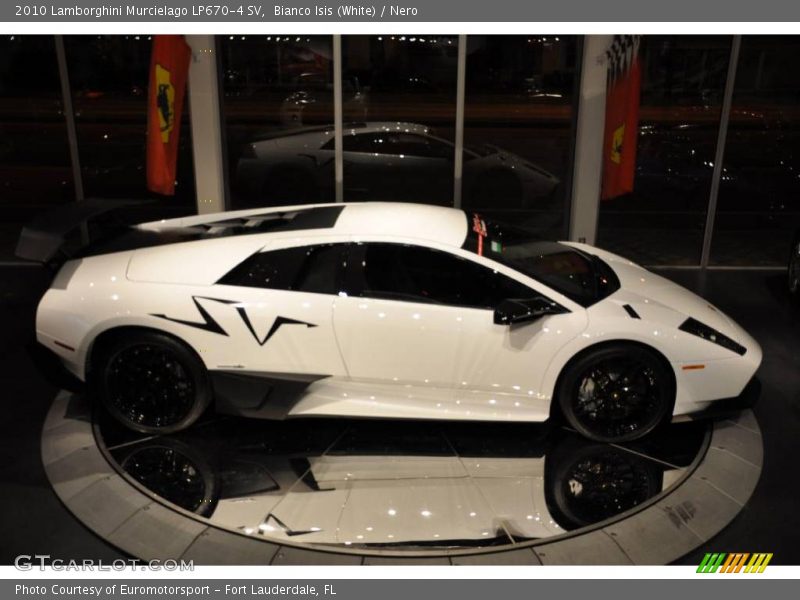 Bianco Isis (White) / Nero 2010 Lamborghini Murcielago LP670-4 SV