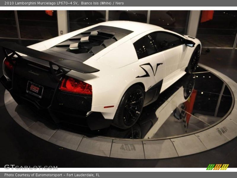 Bianco Isis (White) / Nero 2010 Lamborghini Murcielago LP670-4 SV